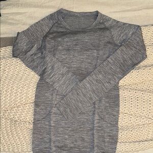 Gray Long Sleeve Knit Top